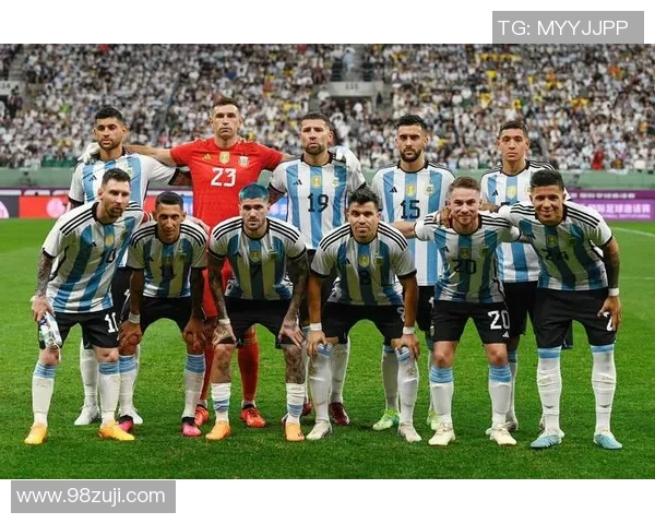 美国足球明星球队盘点与他们的辉煌成就分析