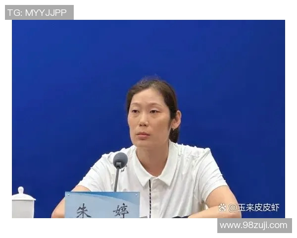 足球明星朱婷的母亲如何影响她的职业生涯与成长历程